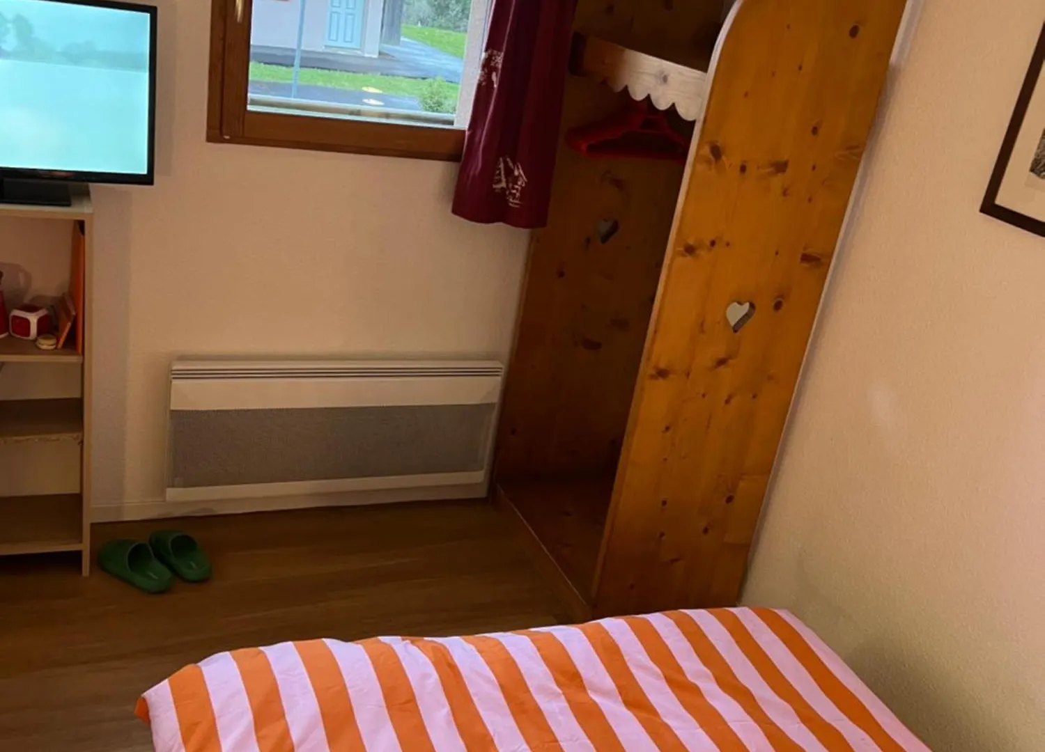 Apartment Super Besse Chez Sophie 2Ch, Sejour, Wifi, 2Tv, Rdc, Terrasse, Parc, Piscine, Pkg France