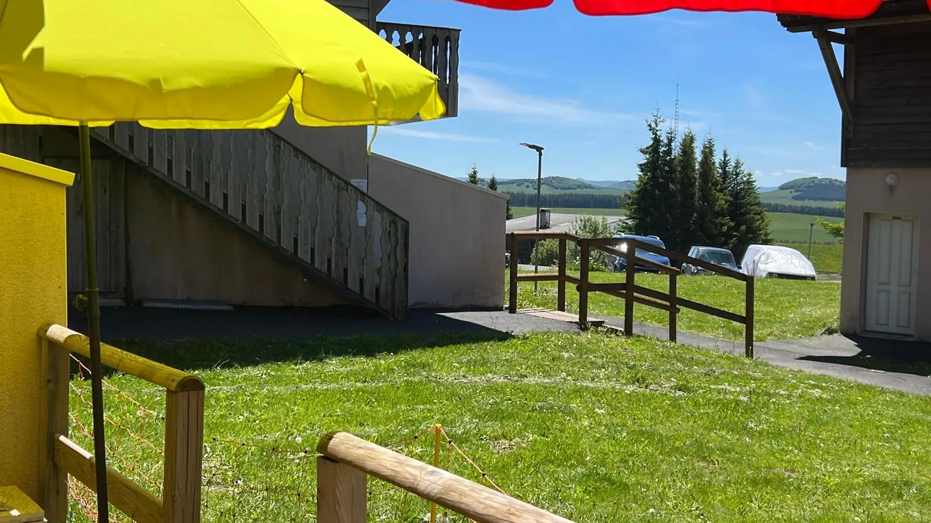Apartment Super Besse Chez Sophie 2Ch, Sejour, Wifi, 2Tv, Rdc, Terrasse, Parc, Piscine, Pkg