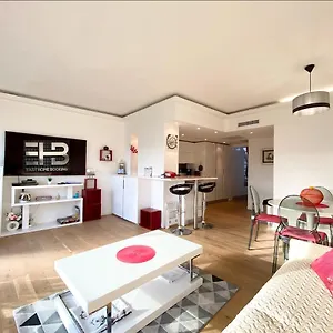 https://lux-view.fr-provencehotel.com